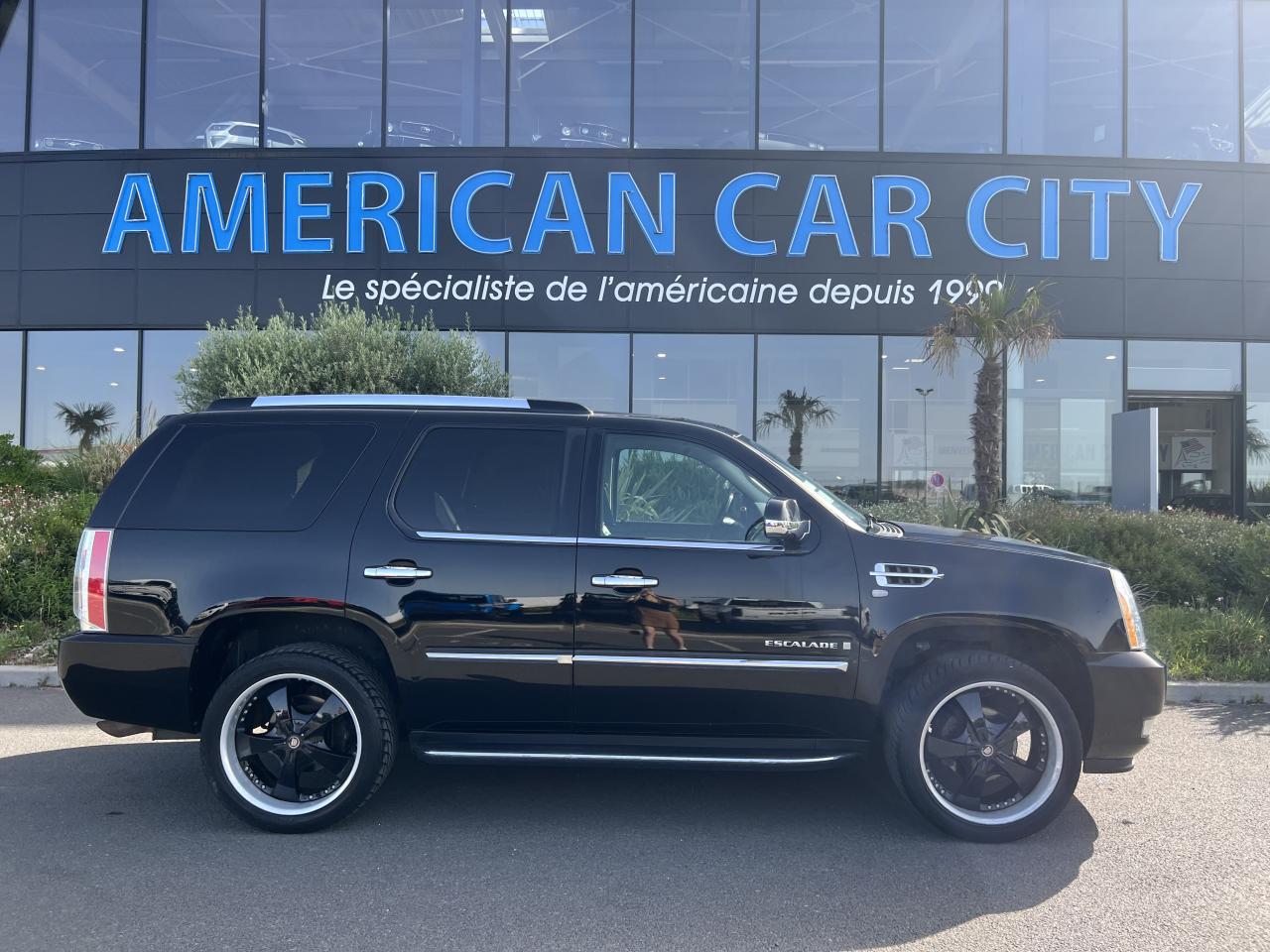 American Car City CADILLACESCALADE6.2L SPORT LUXURY