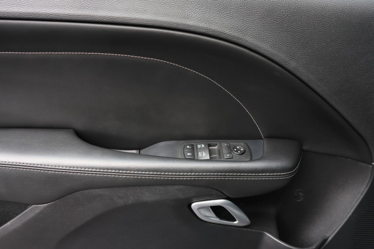 photo.jpg?1761755733