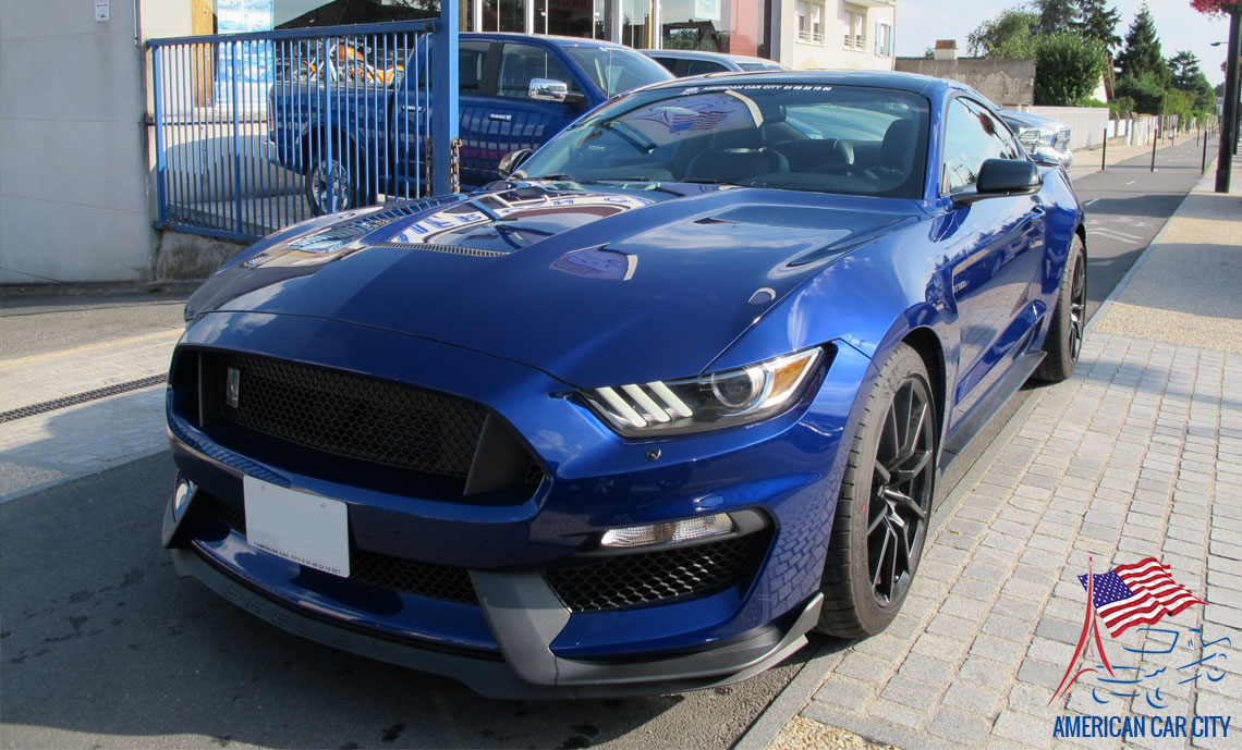 Shelby GT350 bleu