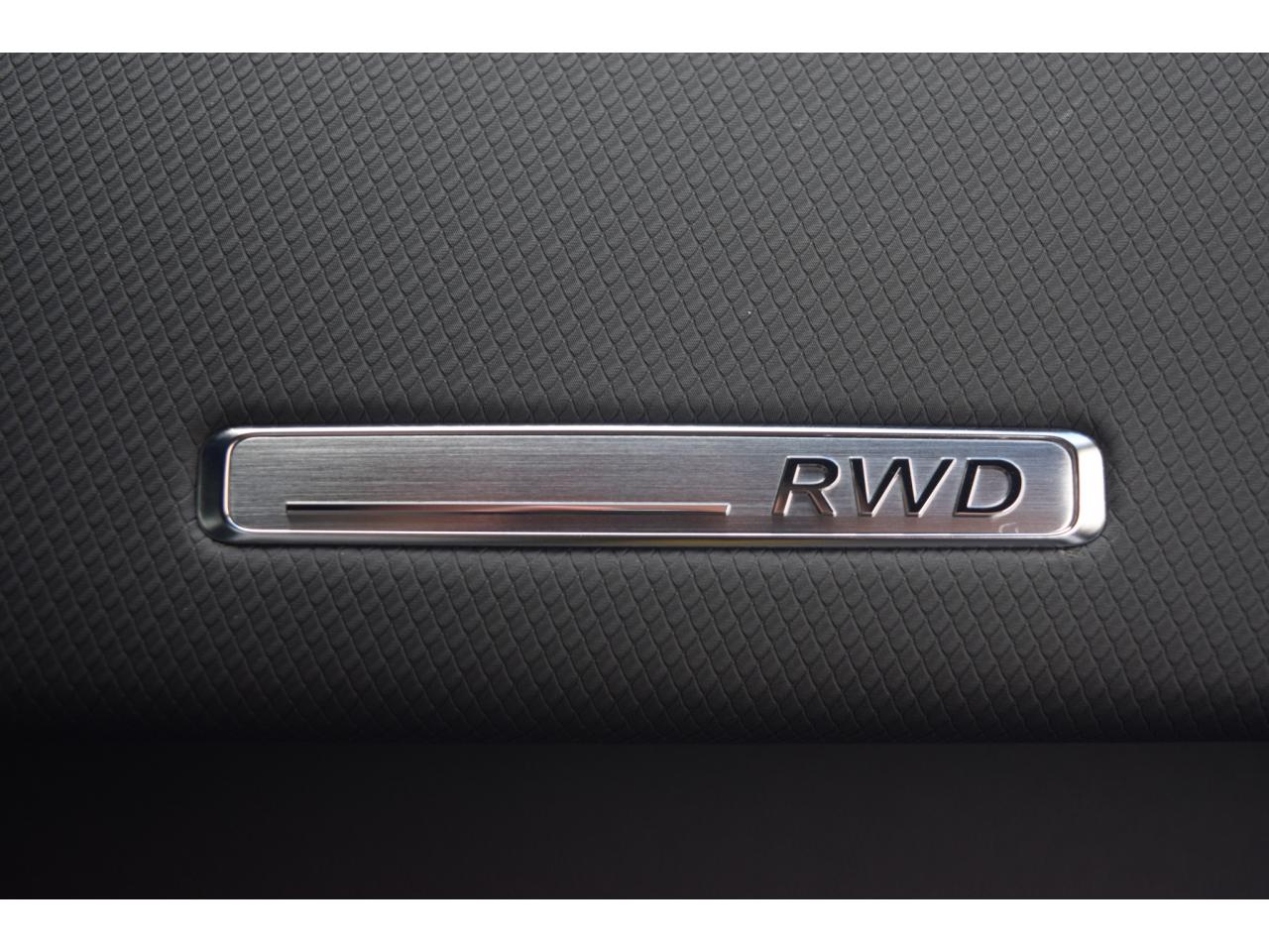 AUDI R8  RWD 5.2 V10 540 CV FSI S-tronic - FRANCAIS