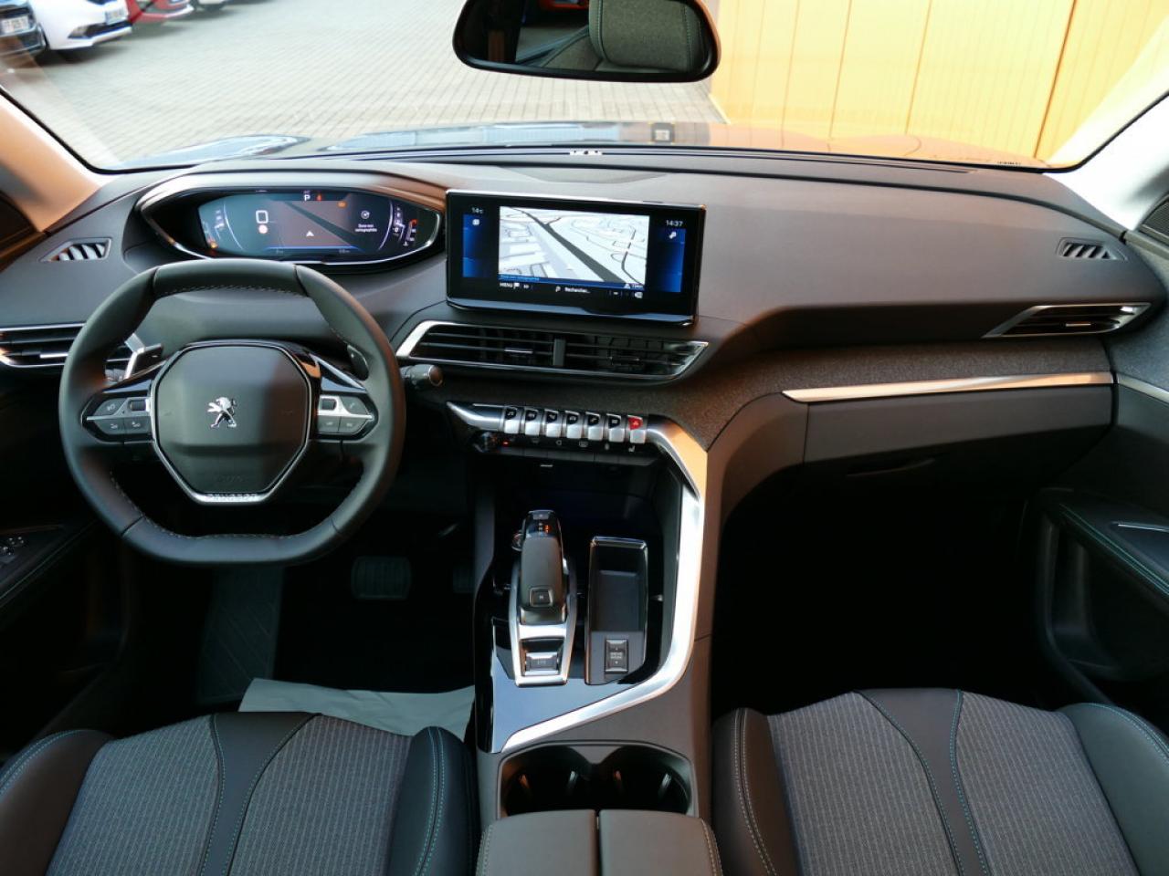 2022 Peugeot 5008