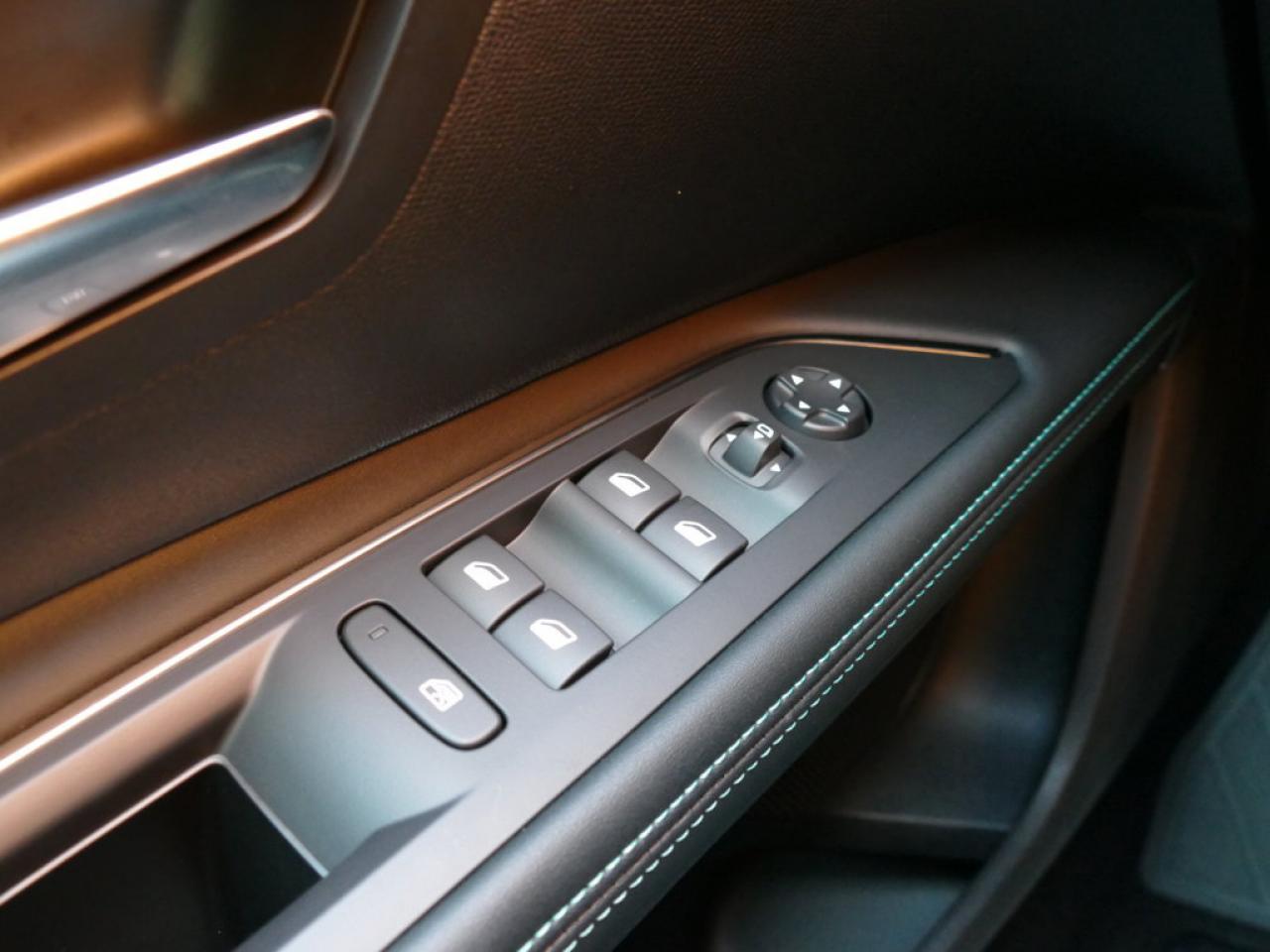 2022 Peugeot 5008