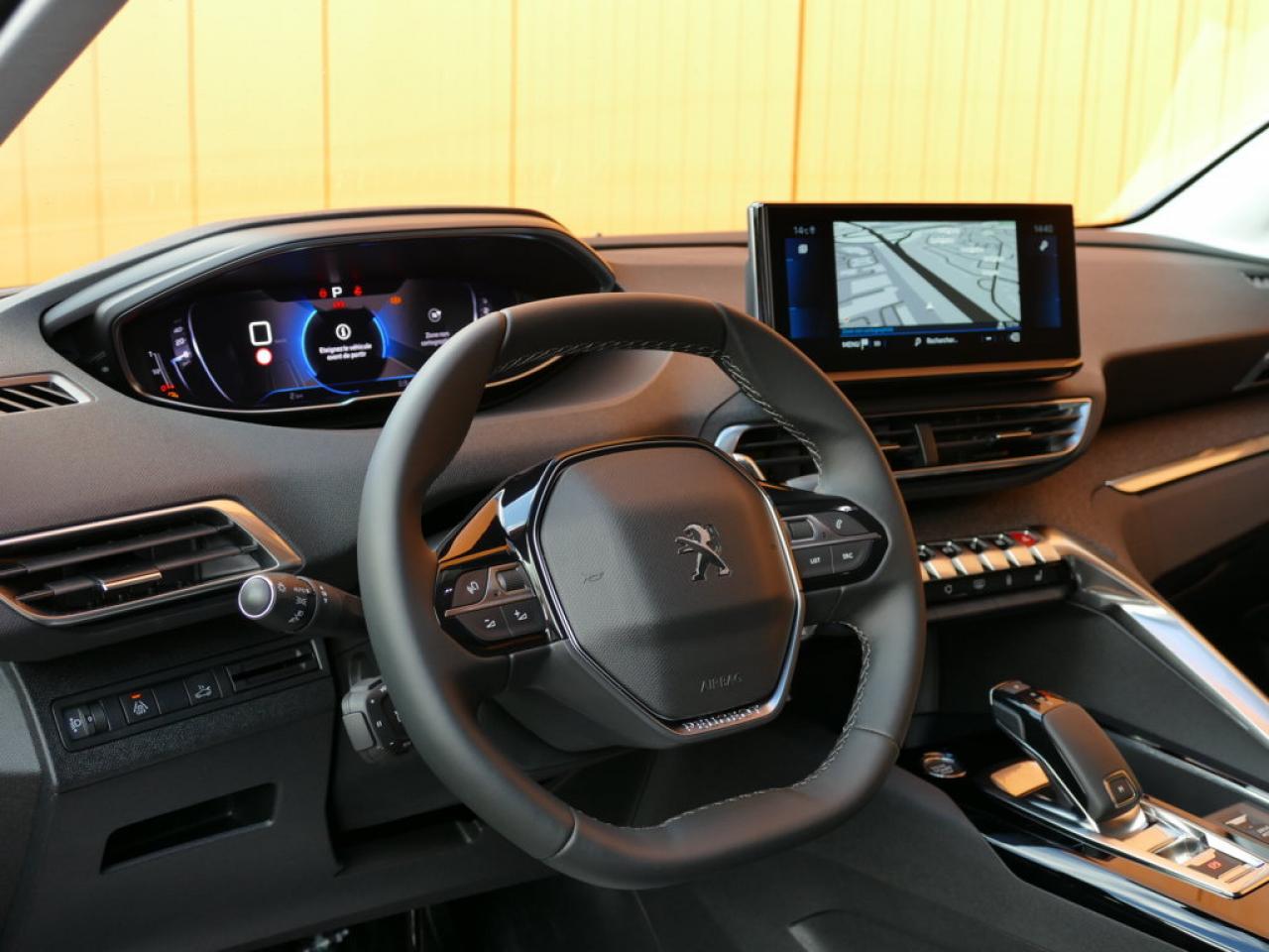 2022 Peugeot 5008