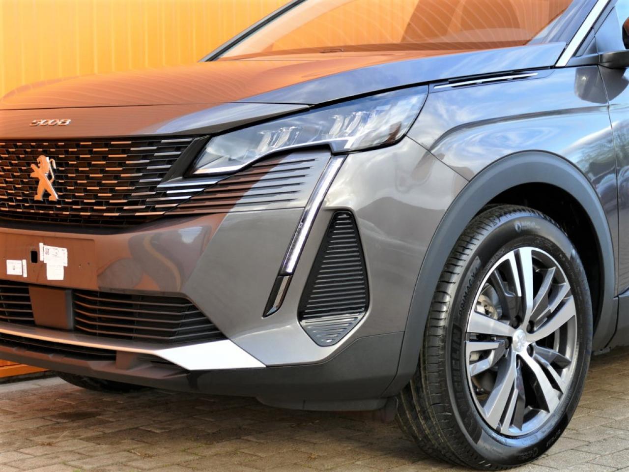 2022 Peugeot 5008