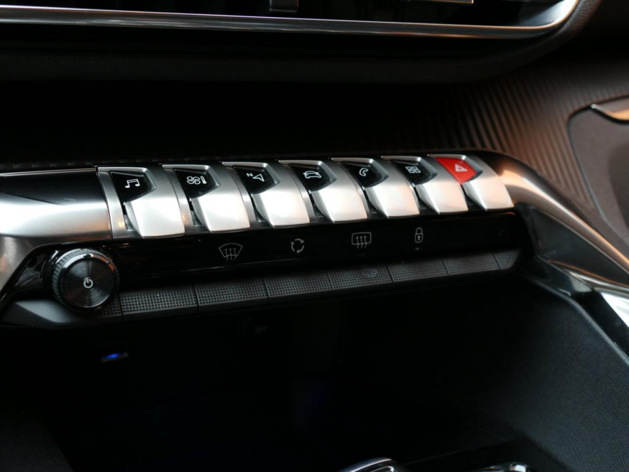 2021 Peugeot 3008
