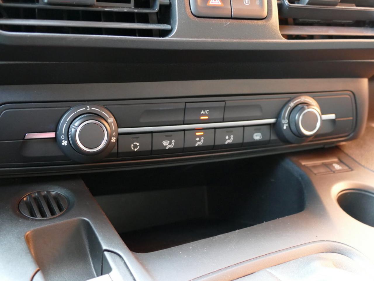 2019 Peugeot PARTNER