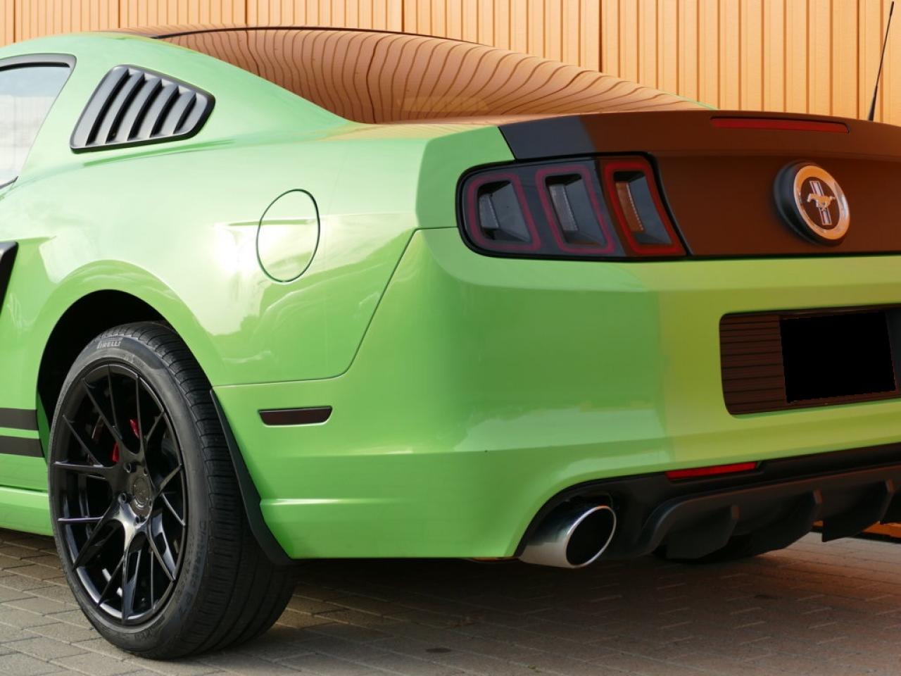 2014 Ford MUSTANG