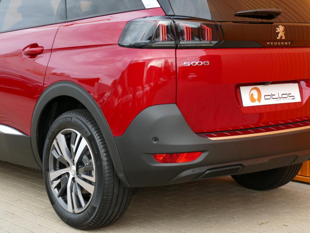 2022 Peugeot 5008