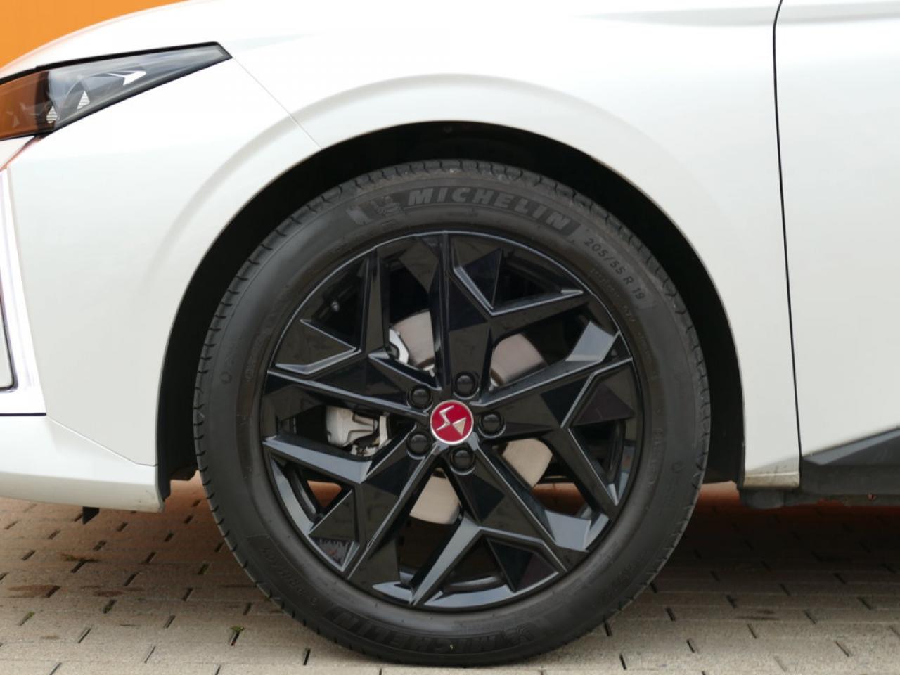 2022 Ds DS4