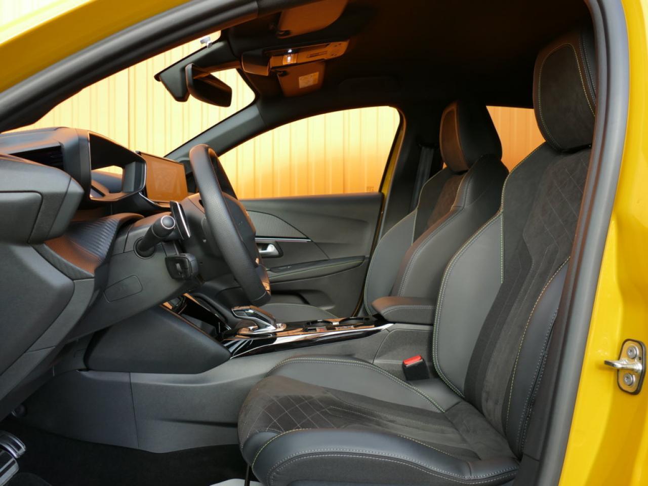 2021 Peugeot 208