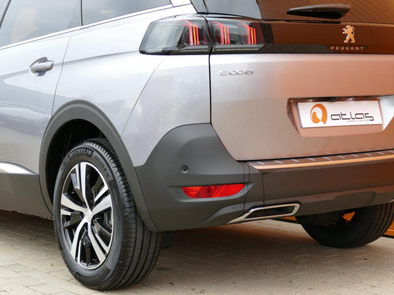 2022 Peugeot 5008