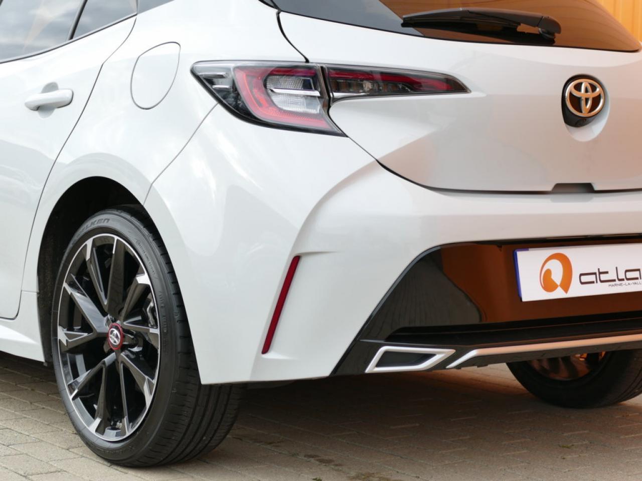 2021 Toyota COROLLA