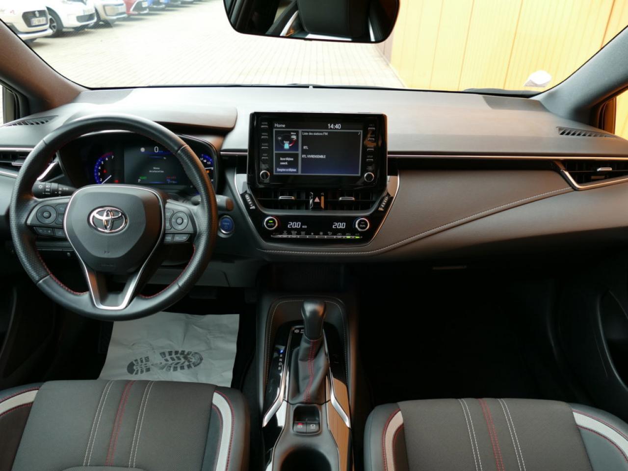 2021 Toyota COROLLA