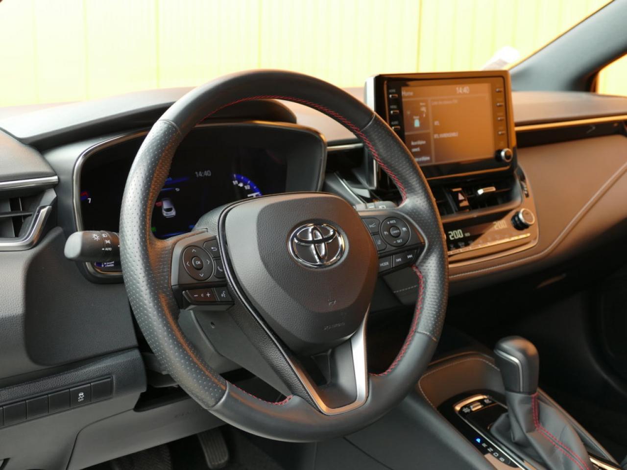 2021 Toyota COROLLA