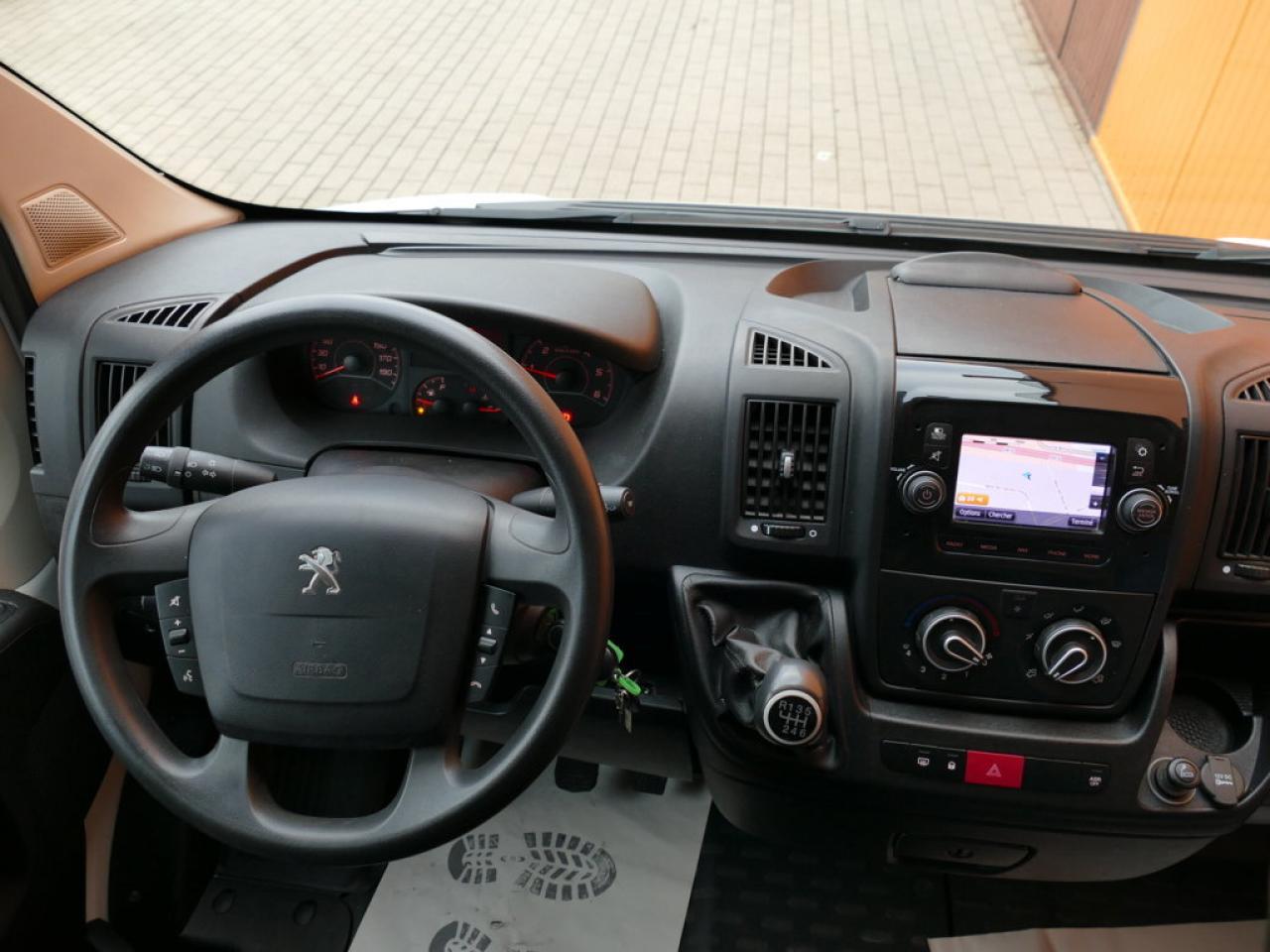 2020 Peugeot BOXER