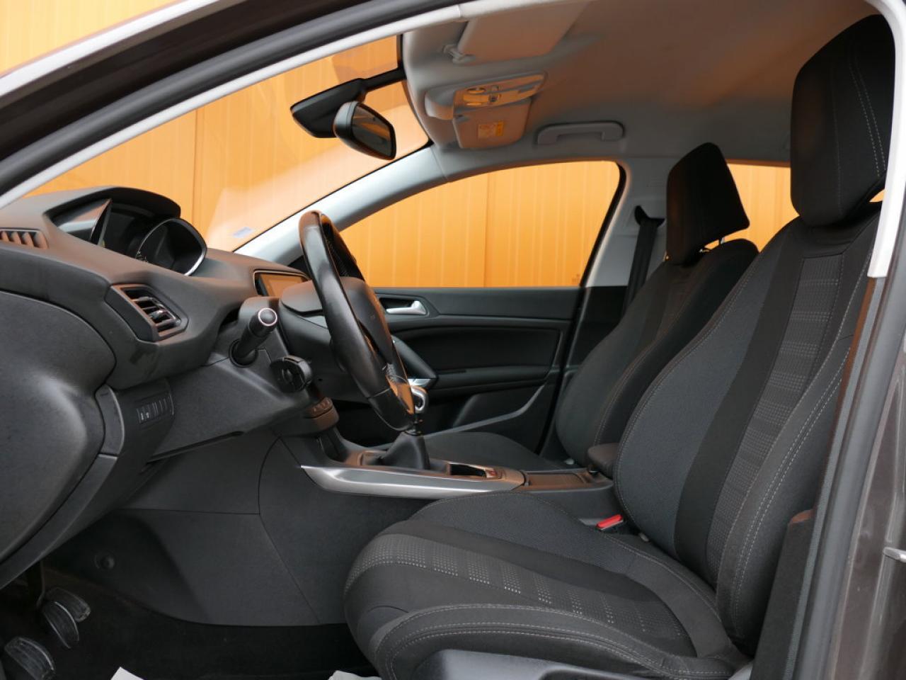 2015 Peugeot 308 SW