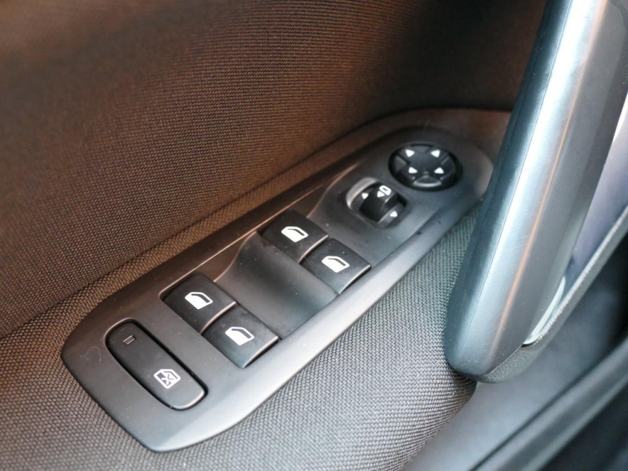 2015 Peugeot 308 SW