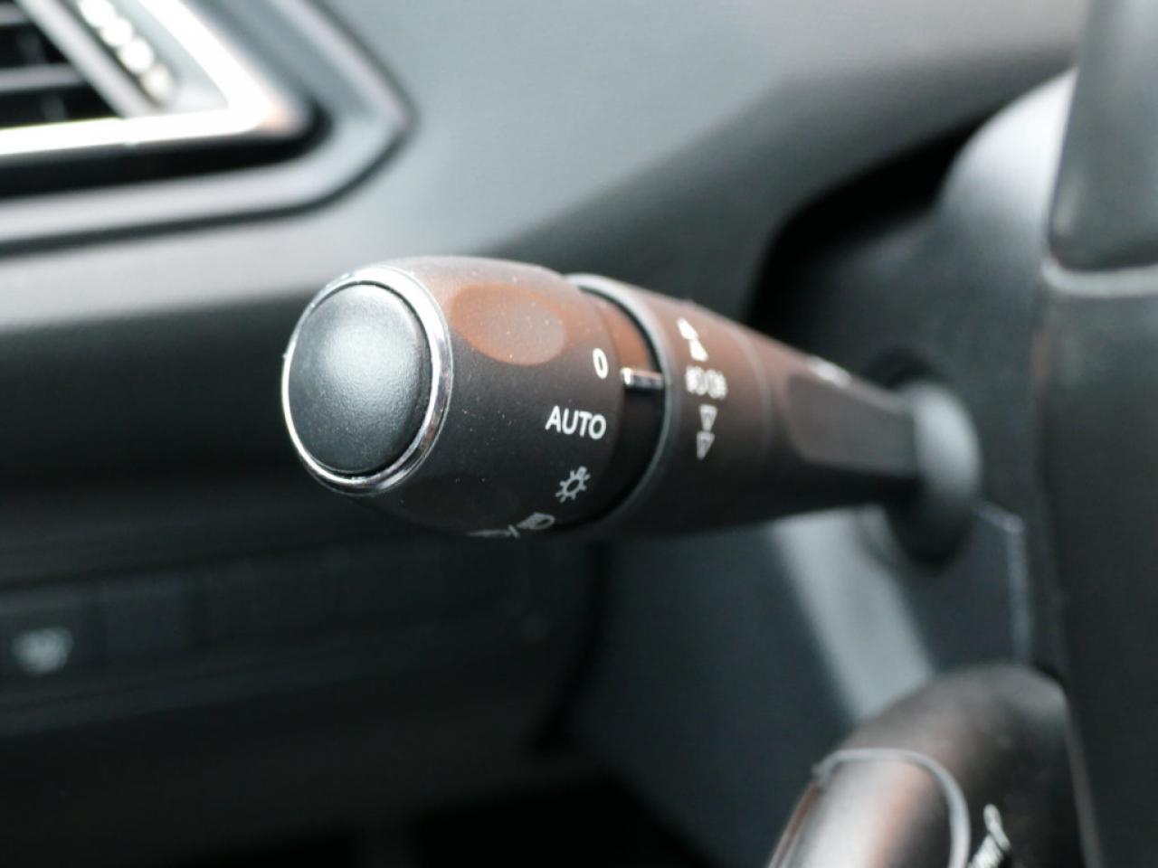 2015 Peugeot 308 SW