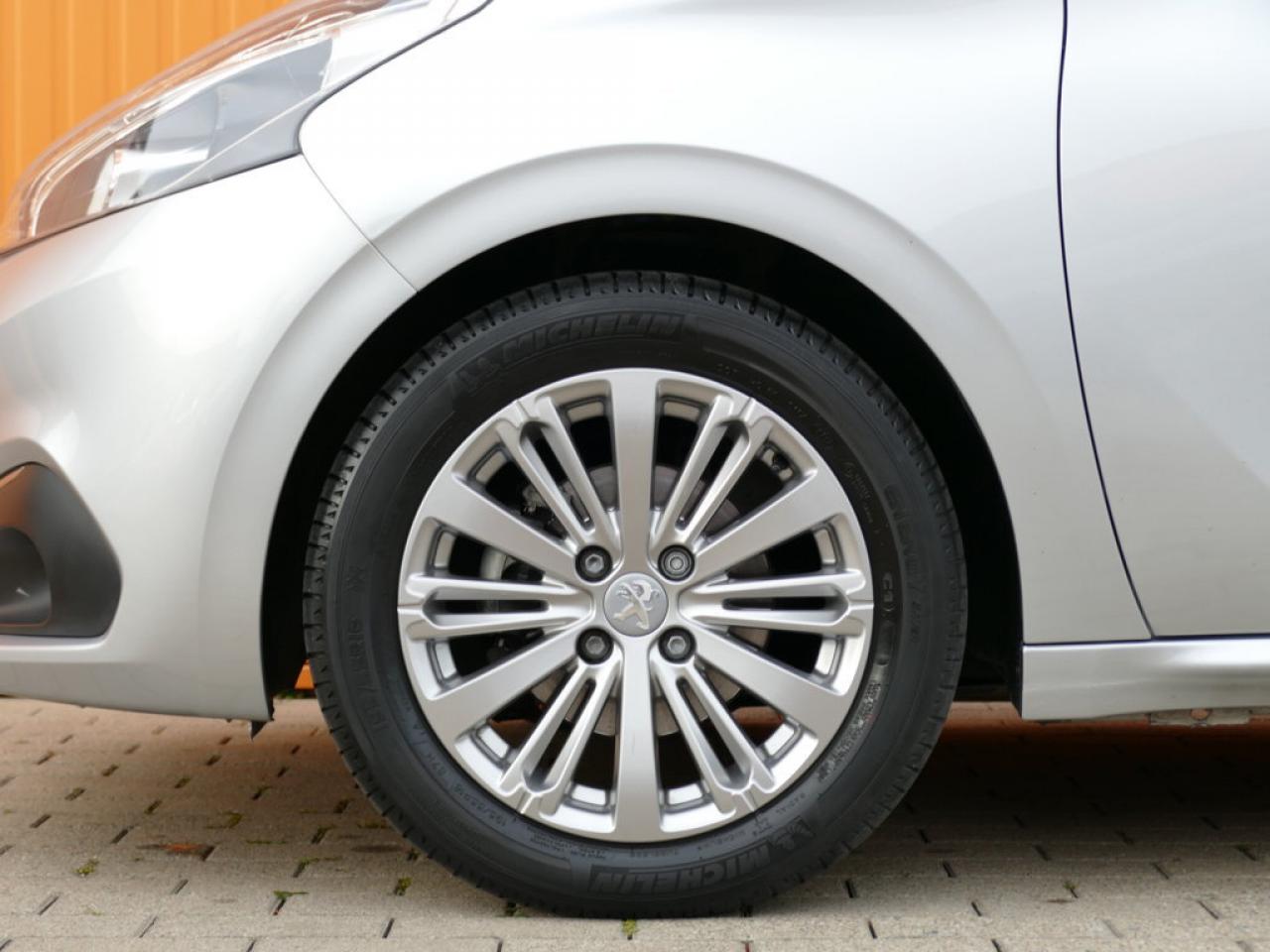 2017 Peugeot 208