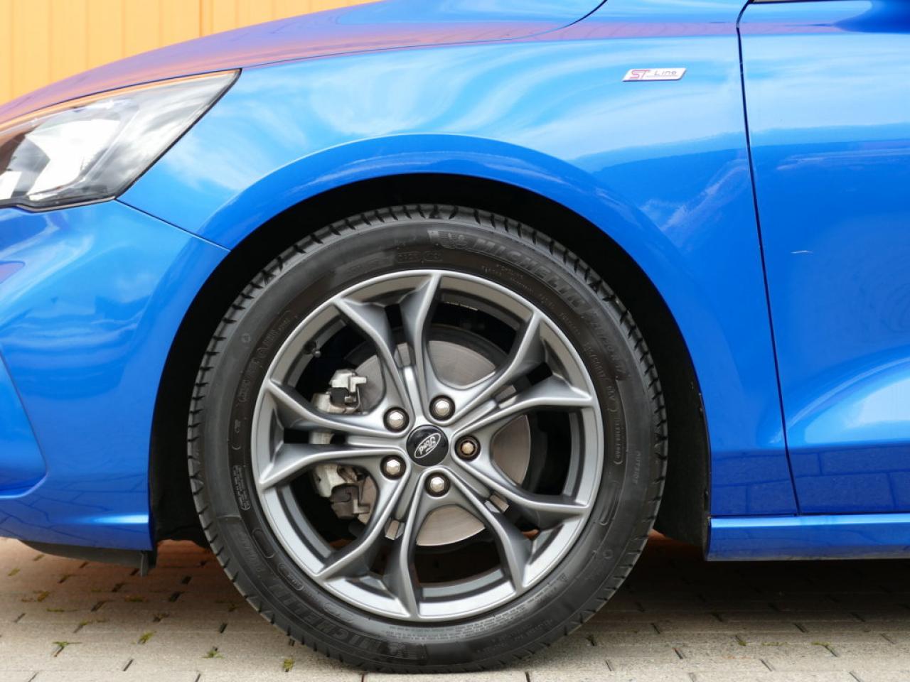 2019 Ford FOCUS