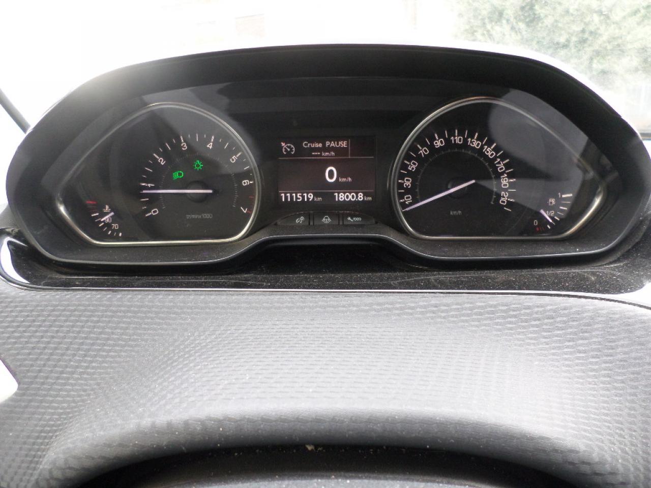 PEUGEOT 2008 1.2 PURETECH 130 ALLURE - WeeCars