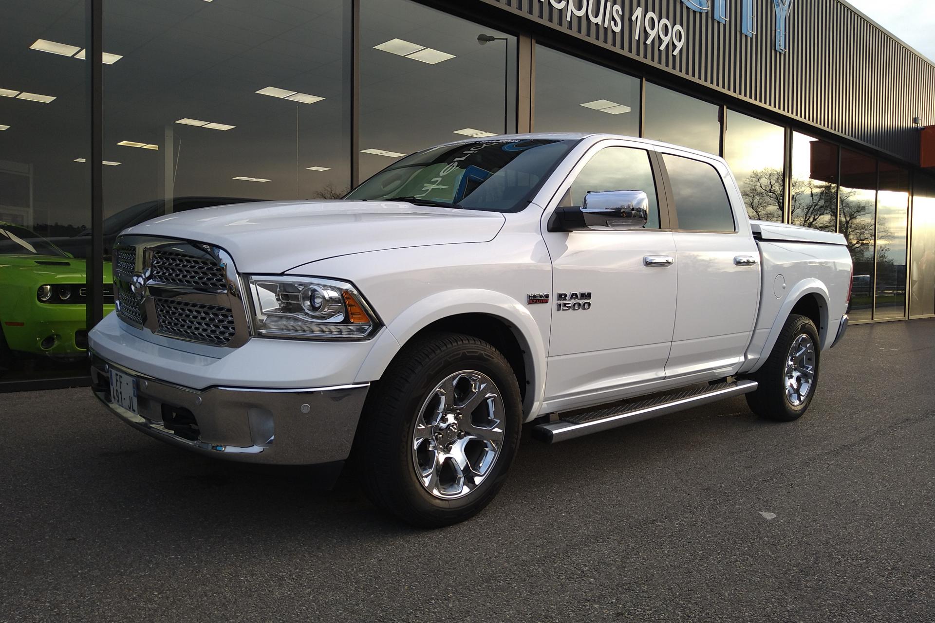 DODGE RAM 1500 CREWCAB LARAMIE 2018 V8 5.7L HEMI