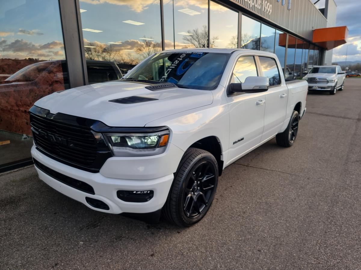 DODGE RAM CREW SPORT NIGHT EDITION AIR RAMBOX