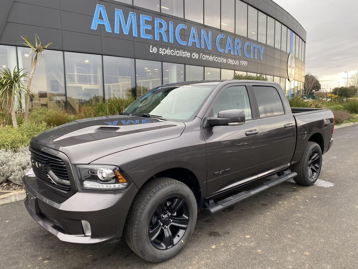 DODGE RAM CREW SPORT CLASSIC BLACK PACKAGE 2020