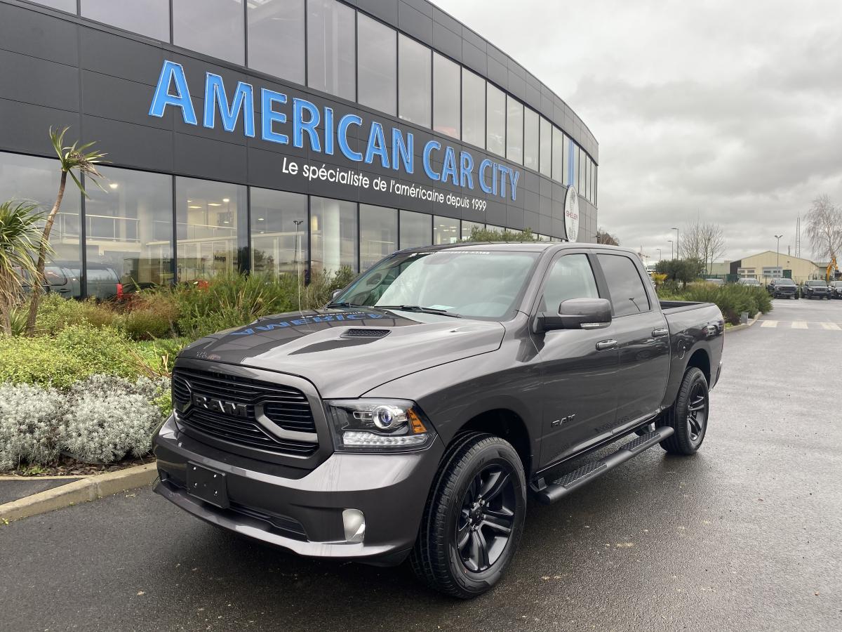 DODGE RAM CREW SPORT CLASSIC BLACK PACKAGE 2020