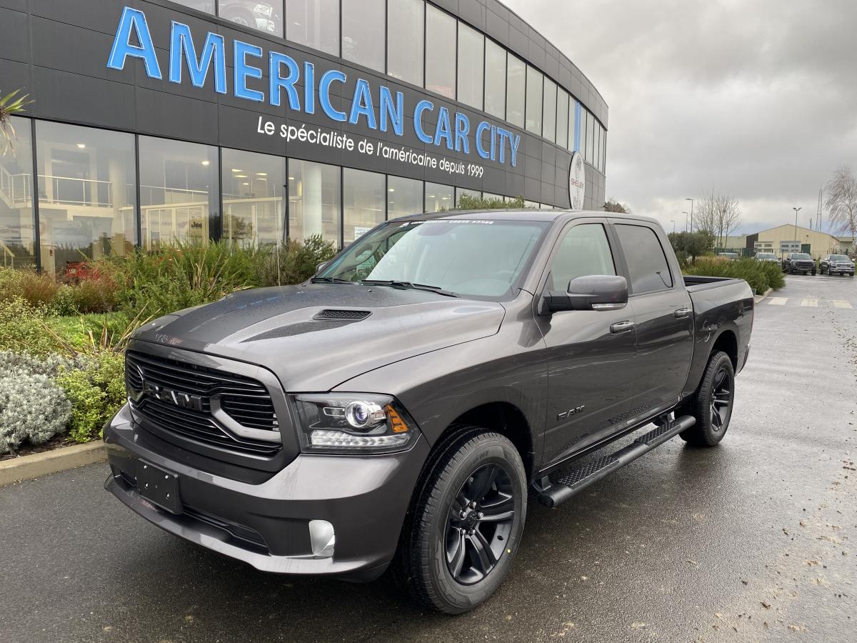 DODGE RAM CREW SPORT CLASSIC BLACK PACKAGE 2020