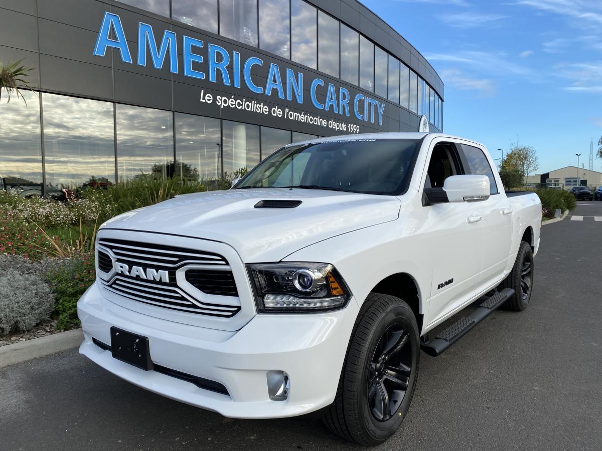 DODGE RAM CREW SPORT CLASSIC BLACK PACKAGE 2020