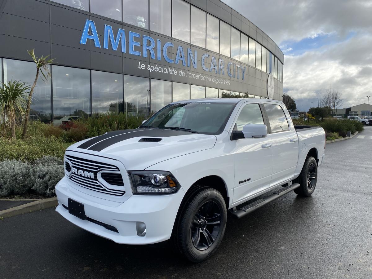 DODGE RAM CREW SPORT CLASSIC BLACK PACKAGE 2020