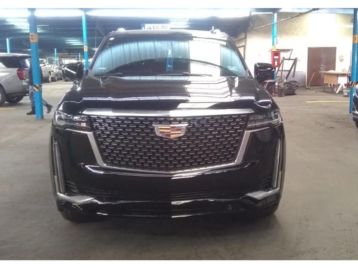 CADILLAC ESCALADE ESV Premium Luxury V8 6.2L