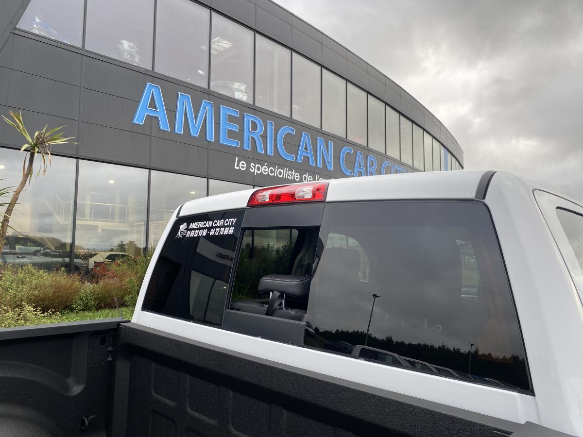 DODGE RAM CREW SPORT CLASSIC BLACK PACKAGE 2020