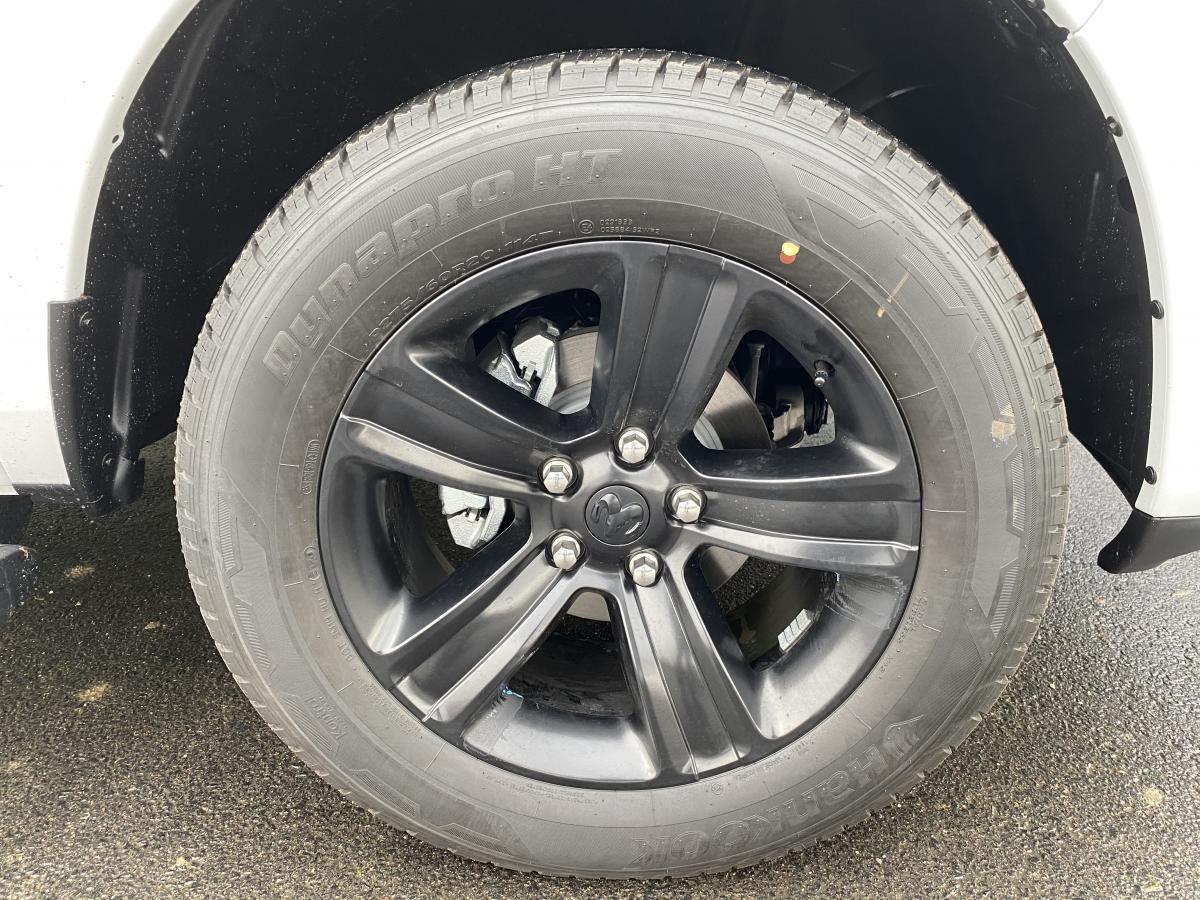 DODGE RAM CREW SPORT CLASSIC BLACK PACKAGE 2020
