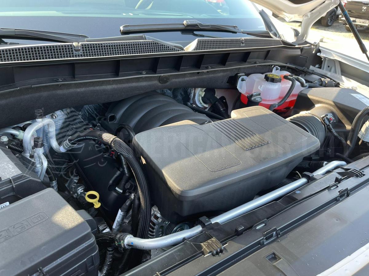 CHEVROLET SUBURBAN RST 4x4 V8 5.3L 355ch