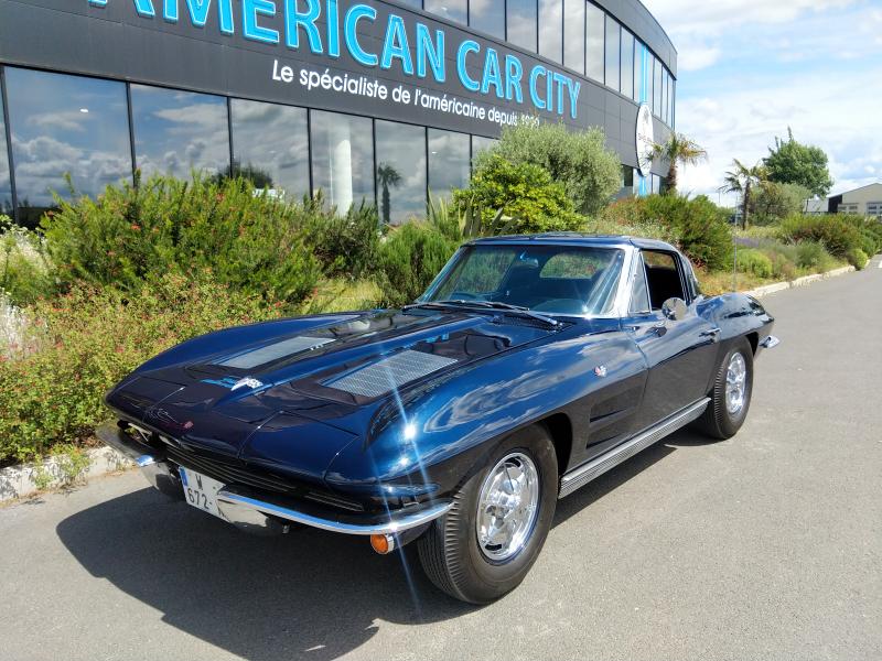 CHEVROLET CORVETTE C2 SPLIT WINDOWS