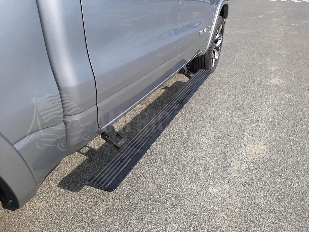 DODGE RAM 1500 CREW LONGHORN