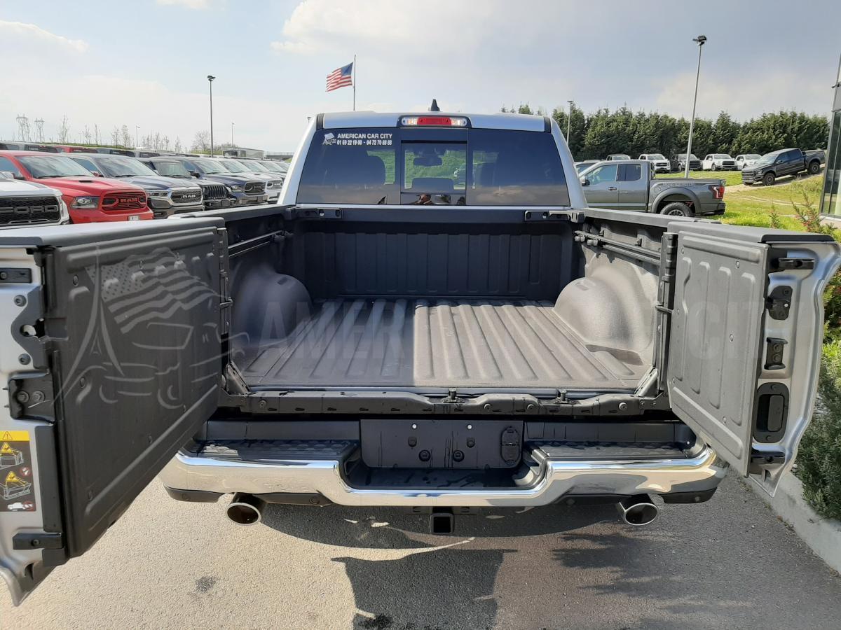 DODGE RAM 1500 CREW LONGHORN