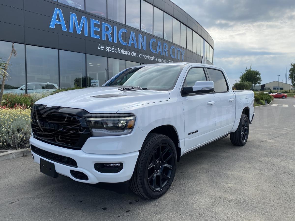 DODGE RAM CREW SPORT NIGHT EDITION RAMBOX
