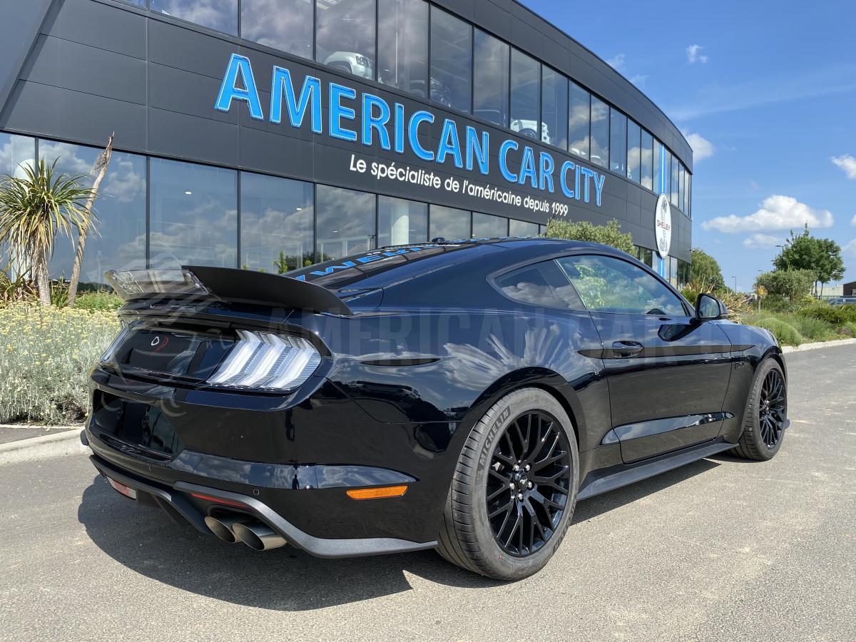 FORD MUSTANG GT FASTBACK 5.0L V8 BVM CARBON PACK