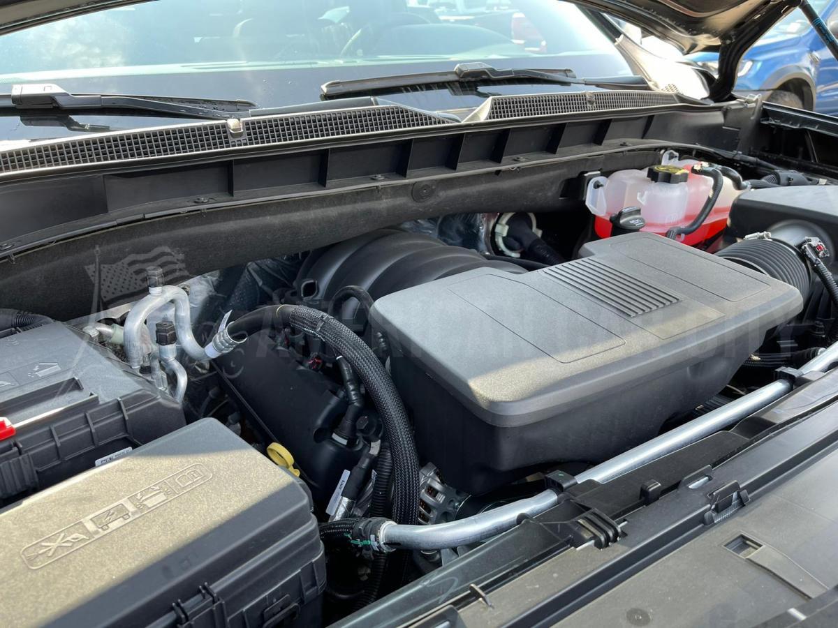 CHEVROLET SUBURBAN RST 4x4 V8 5.3L CTTE FOURGON