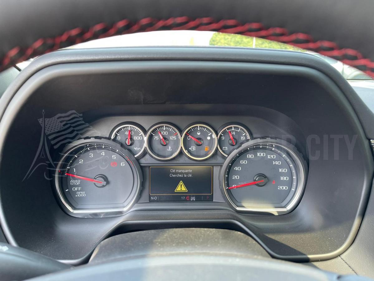 CHEVROLET SUBURBAN RST 4x4 V8 5.3L CTTE FOURGON