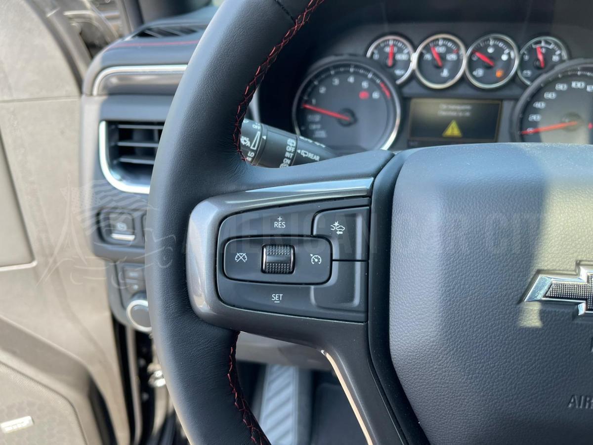 CHEVROLET SUBURBAN RST 4x4 V8 5.3L CTTE FOURGON
