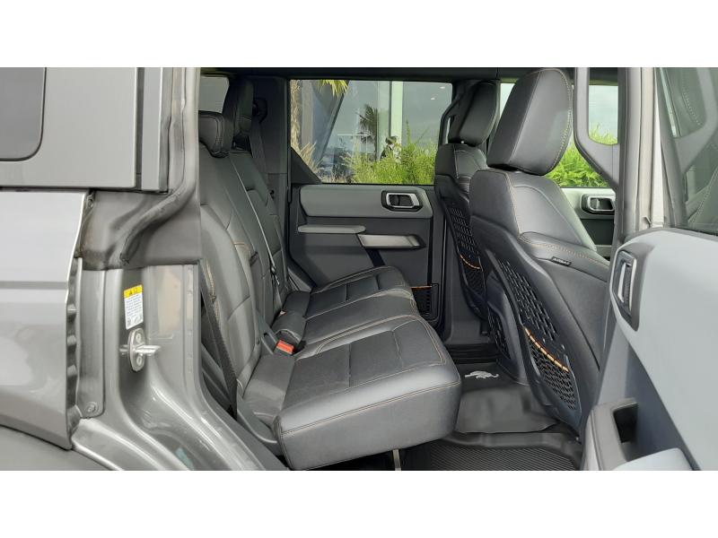 FORD BRONCO BADLANDS 4 DOORS