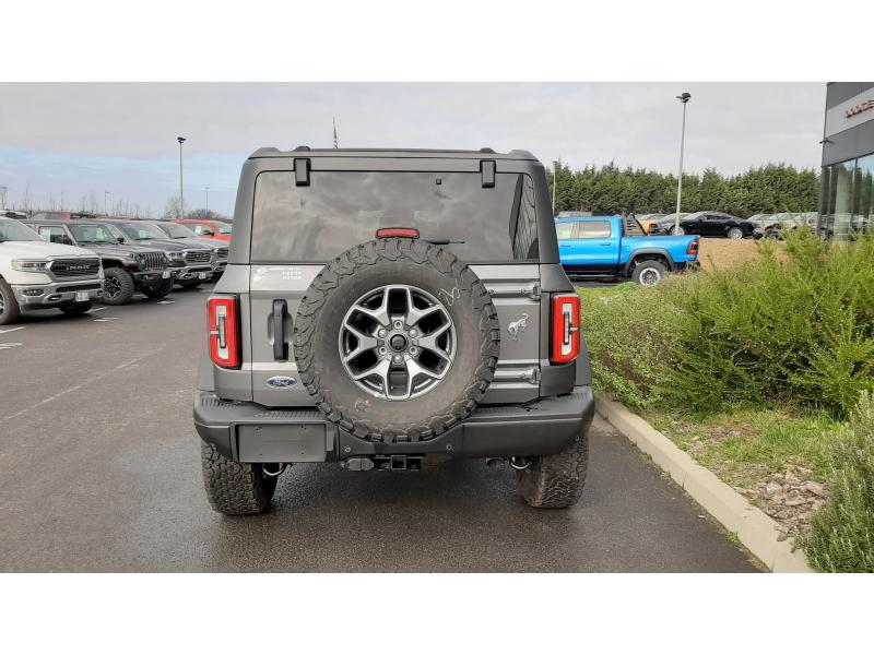 FORD BRONCO BADLANDS 4 DOORS