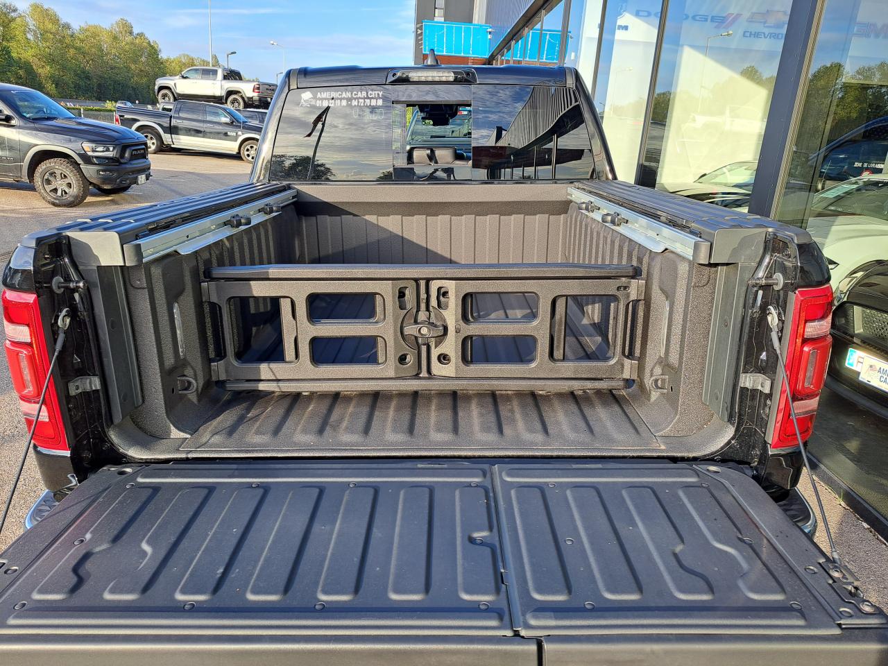 DODGE RAM 1500 CREW LIMITED AIR RAMBOX