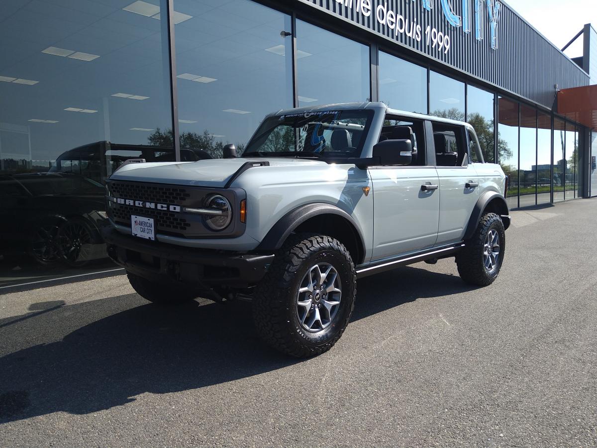 FORD BRONCO BADLANDS 4 portes