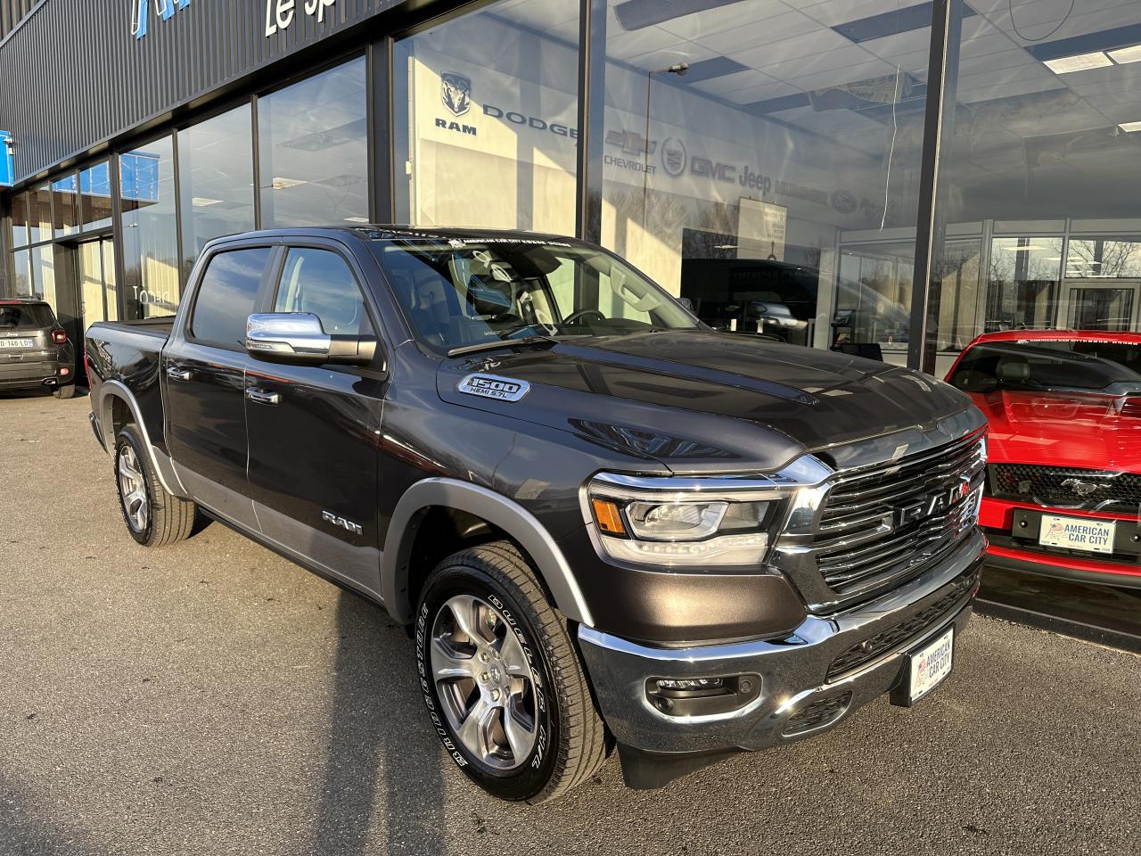 DODGE RAM 1500 CREW LARAMIE AIR 2022