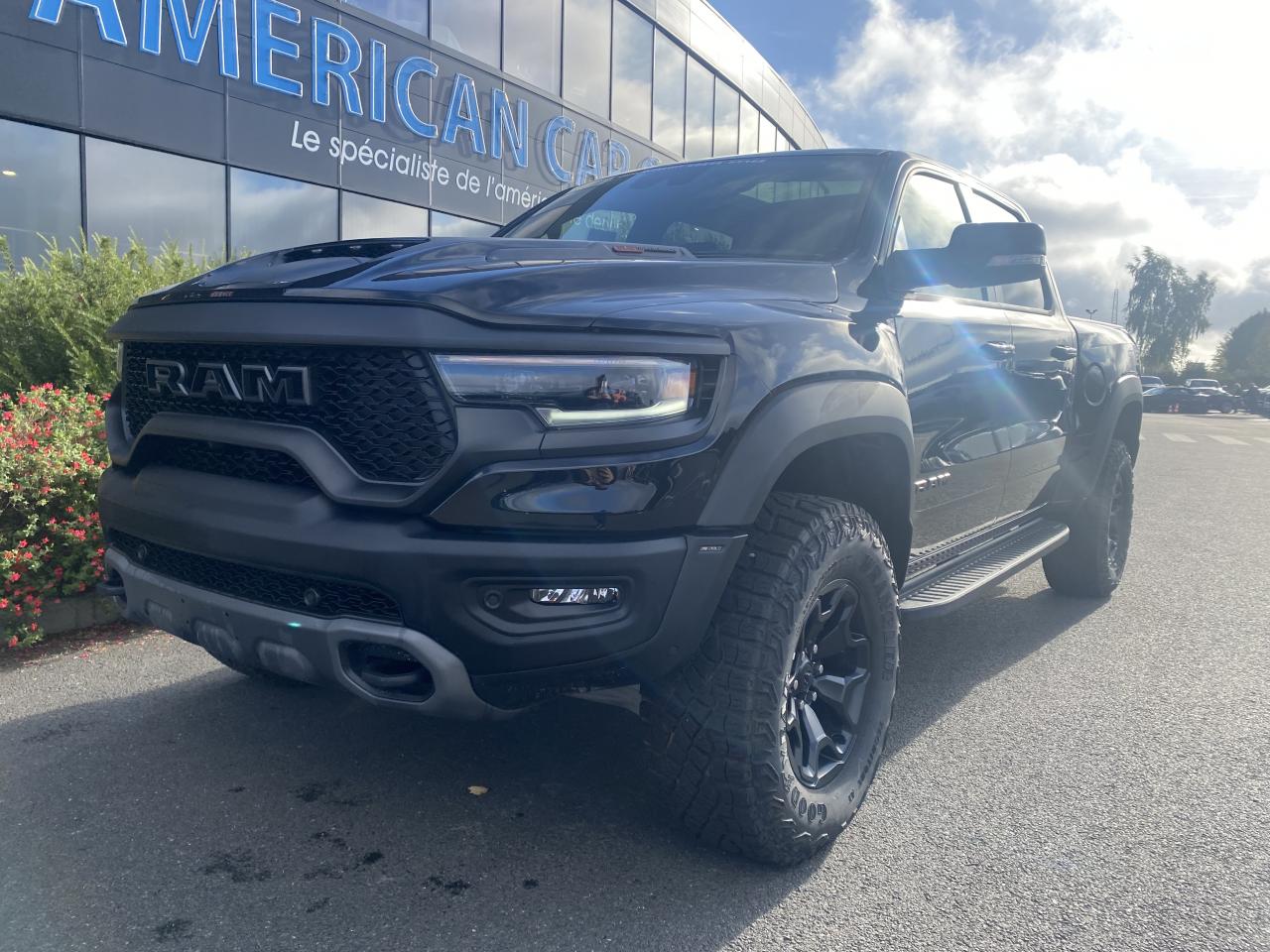 DODGE RAM 1500 CREW CAB TRX 6.2L V8